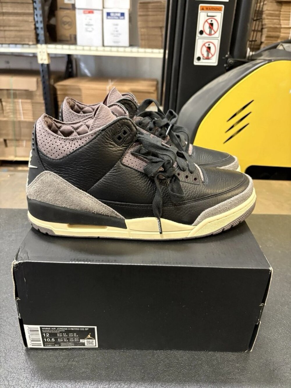 WORN Air Jordan 3 Retro A Ma Maniére WYWS FZ4811-001 Size 12w/10.5 WITH BOX